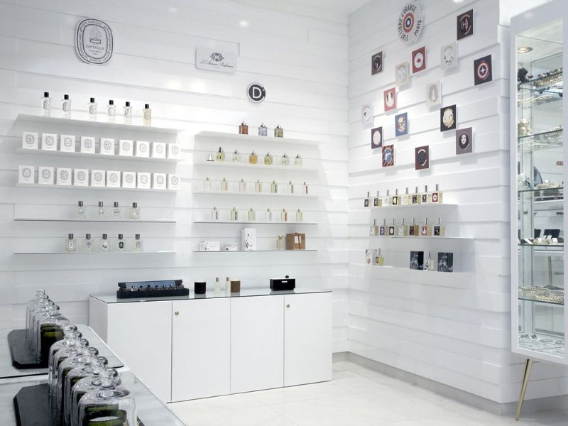 سبک مدرن لوکس برای دکوراسیون عطر فروشی