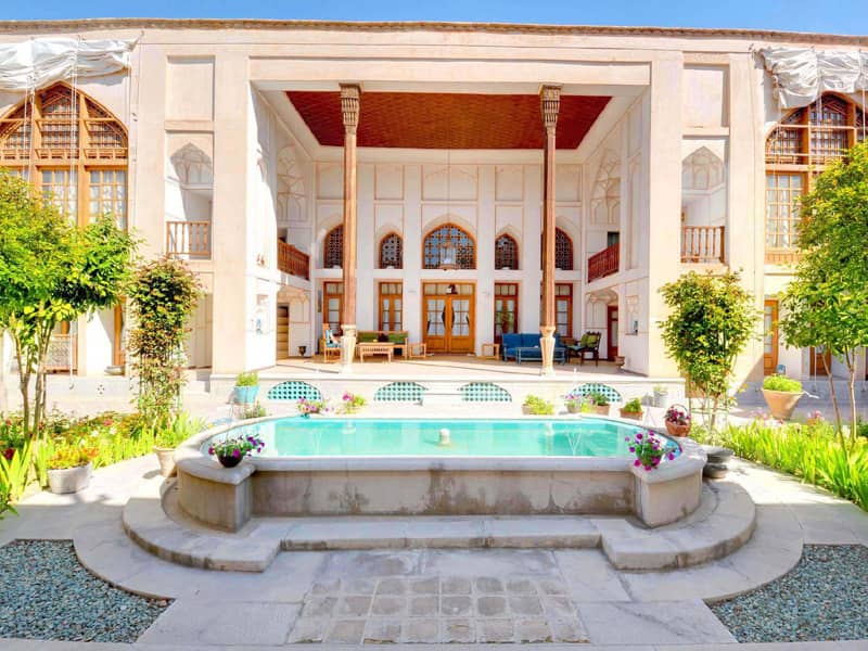 نکات کلیدی برای بودجهبندی دکوراسیون شیک ایرانی